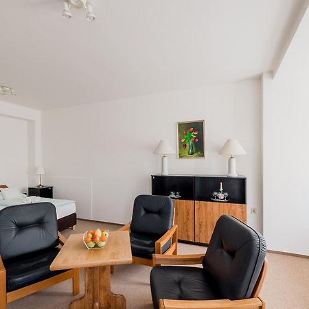 Hotel Dobruška Kültér fotó