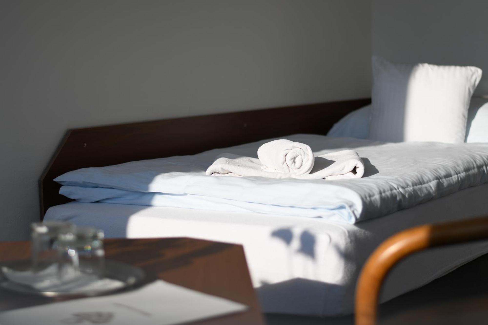 Hotel Dobruška Kültér fotó